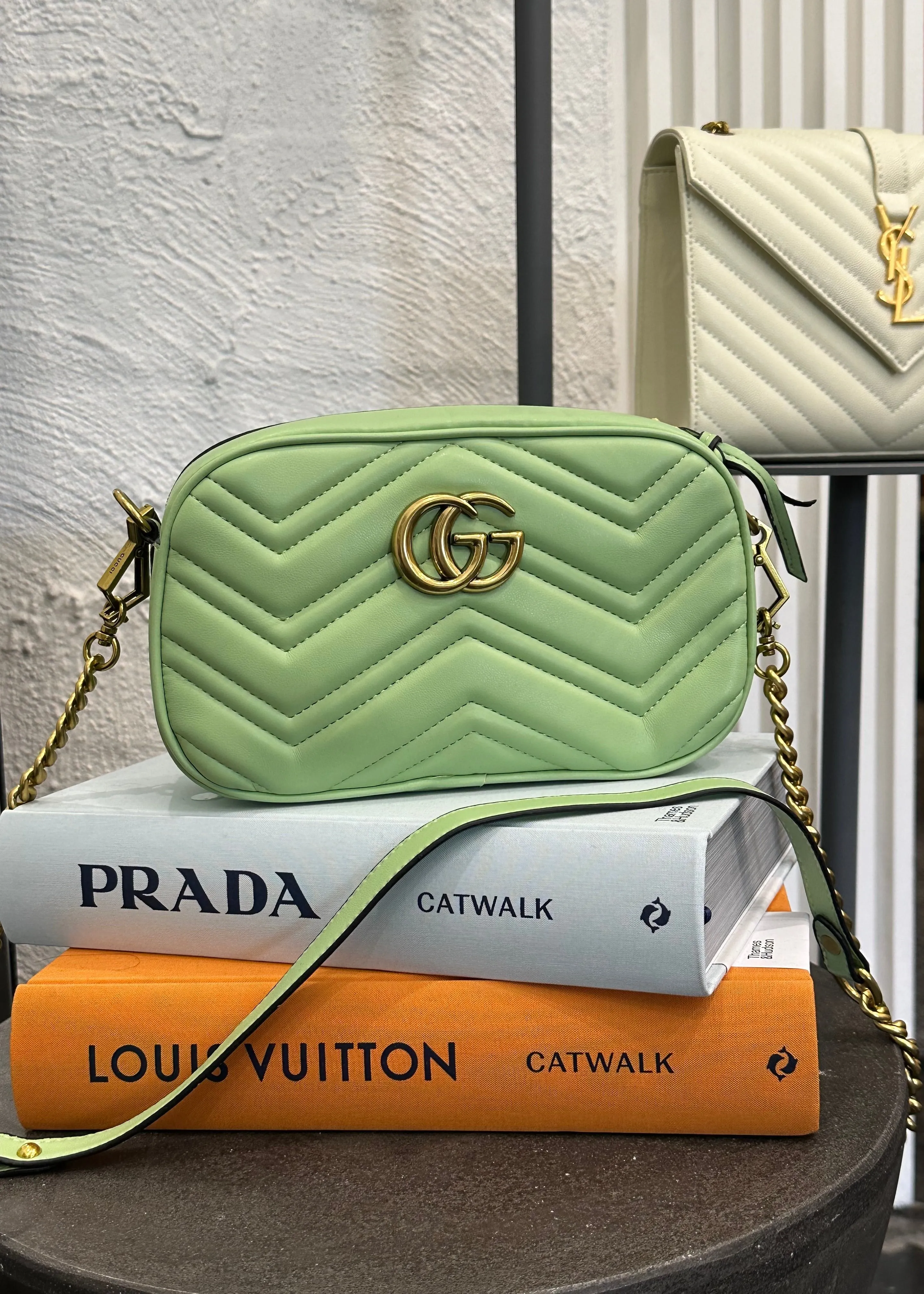 Gucci maramont leather crossbody bag, green