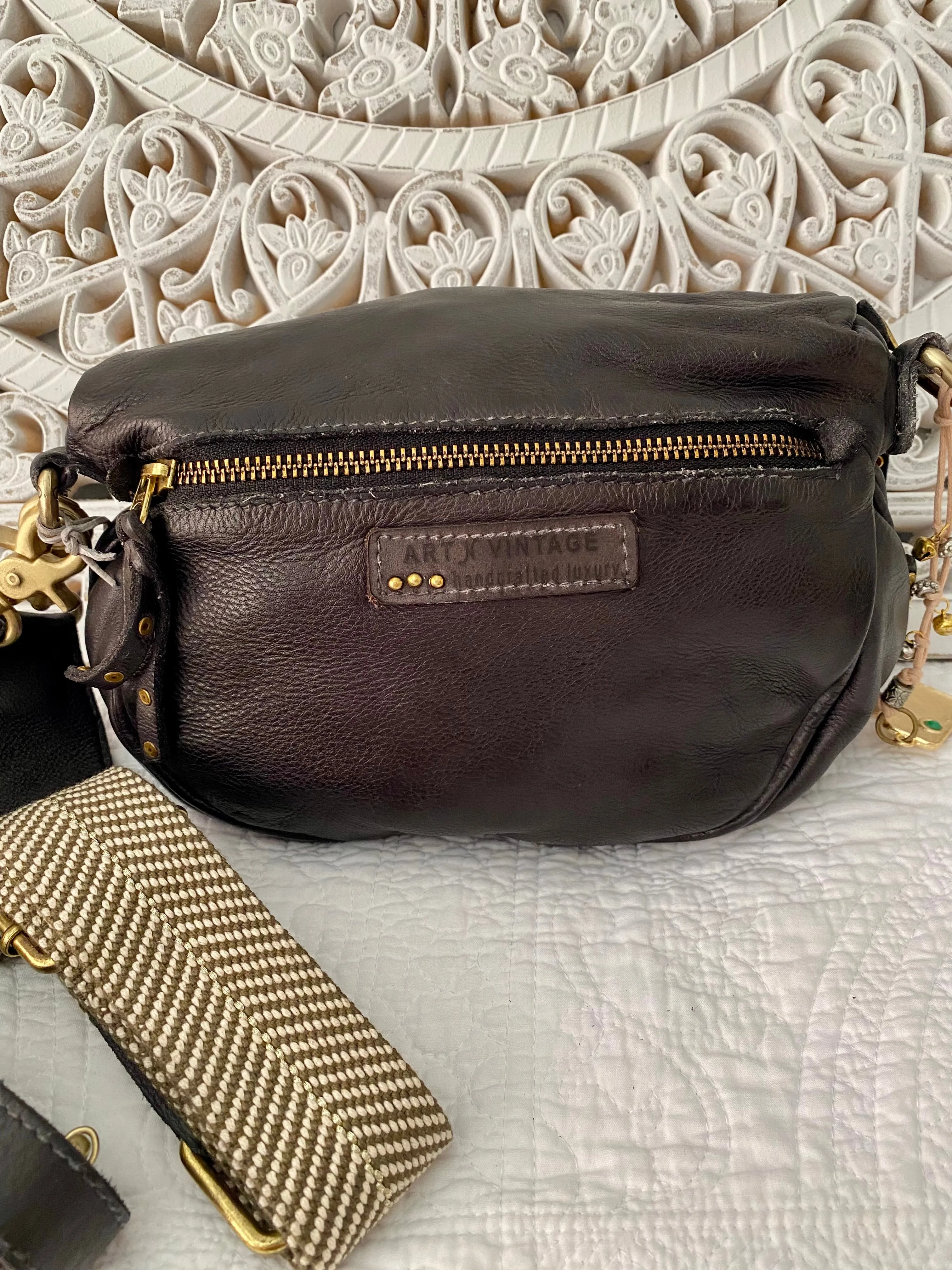 Teddy Crossbody Bag - Charcoal